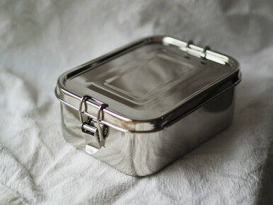 Stainless steel Deeper Rectangular lunchbox with leak seal