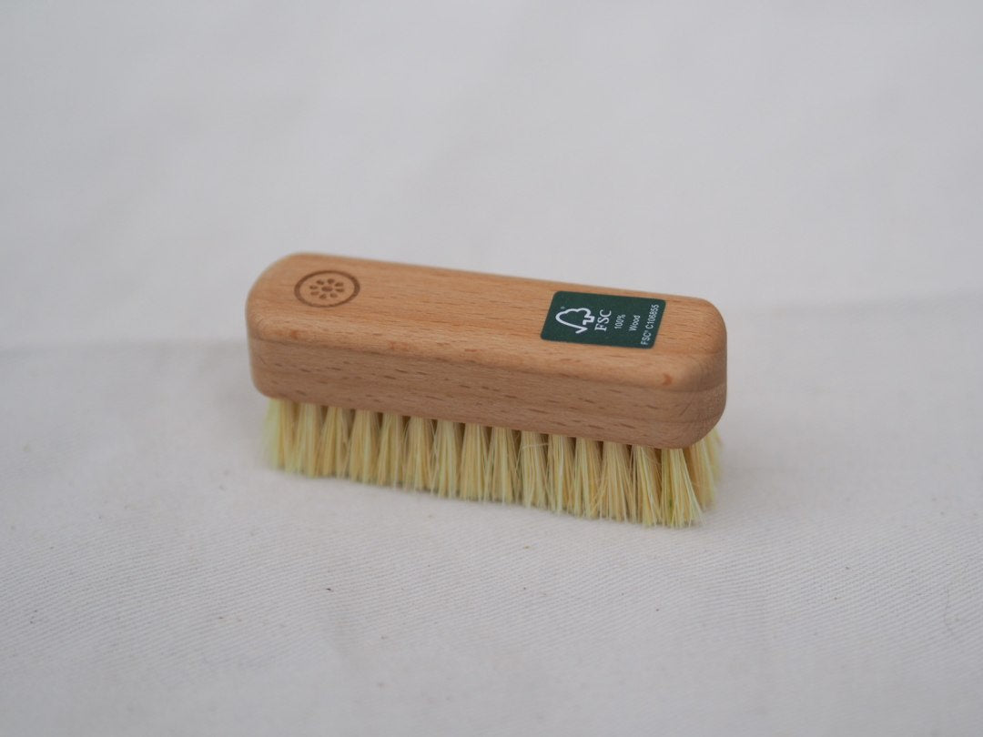 Small Woden Nail Brush