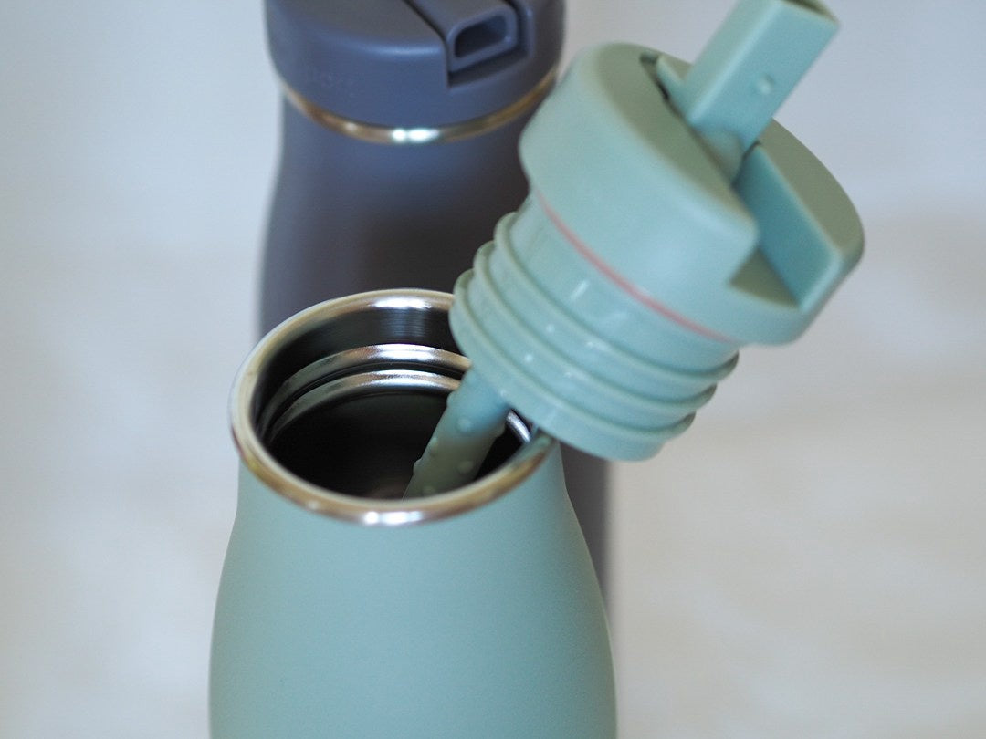 Tough Insulated Drink Bottle with Straw 800ml