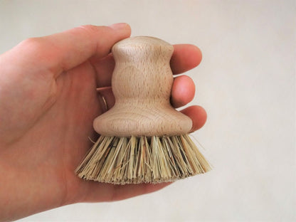 Natural fibre wooden pot scrubber brush