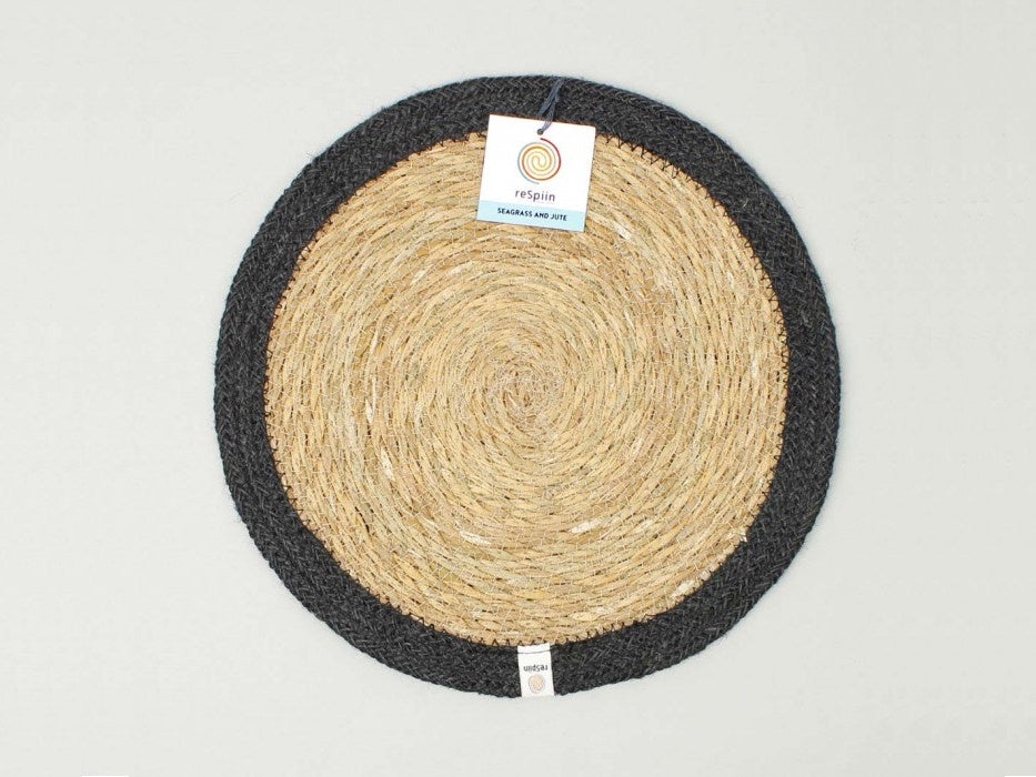 Seagrass and Jute Placemat - Black